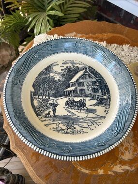 Vintage Currier & Ives Blue & White Pie Plate ~ Snowy Morning
